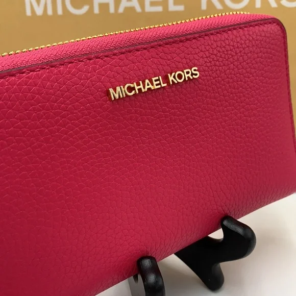 MICHAEL KORS LARGE FLAT MULTIFUNCTIONAL PHONE CASE ELECTRIC PINK COLOR - Picture 2 of 12